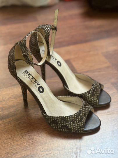 Туфли женские
