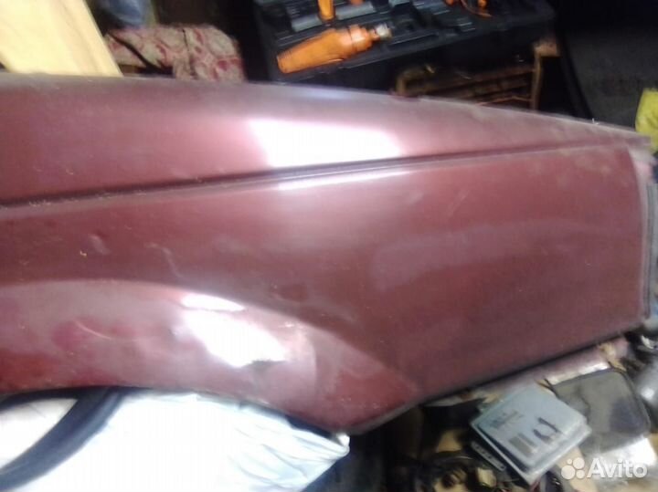 Крыло правое Фольксваген Пассат Б3