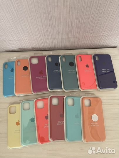 Силиконовый чехол на iPhone XS, XR, 11