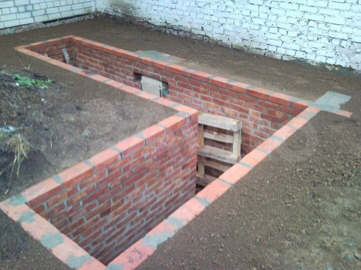 Гараж, > 30 м²