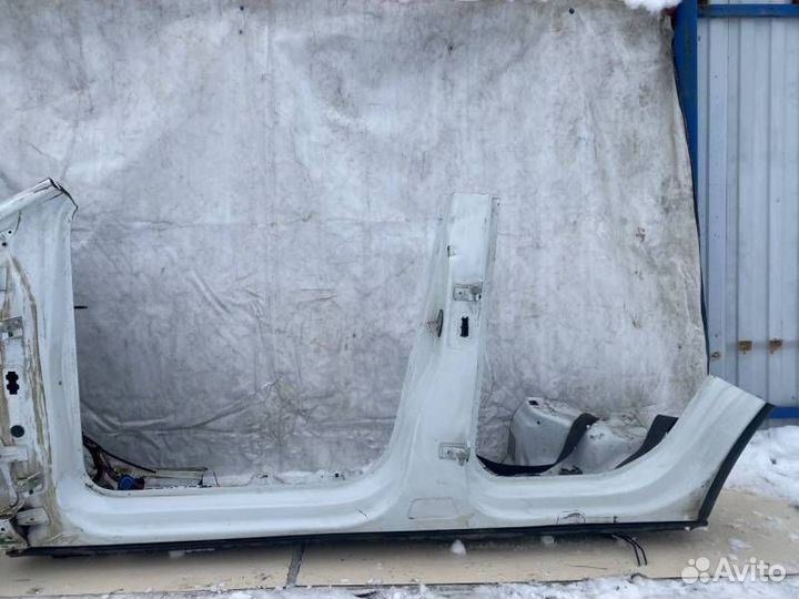 Порог со стойкой левый Skoda Karoq