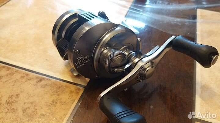 Катушка мультипликаторная Shimano 20 Calcutta Conq