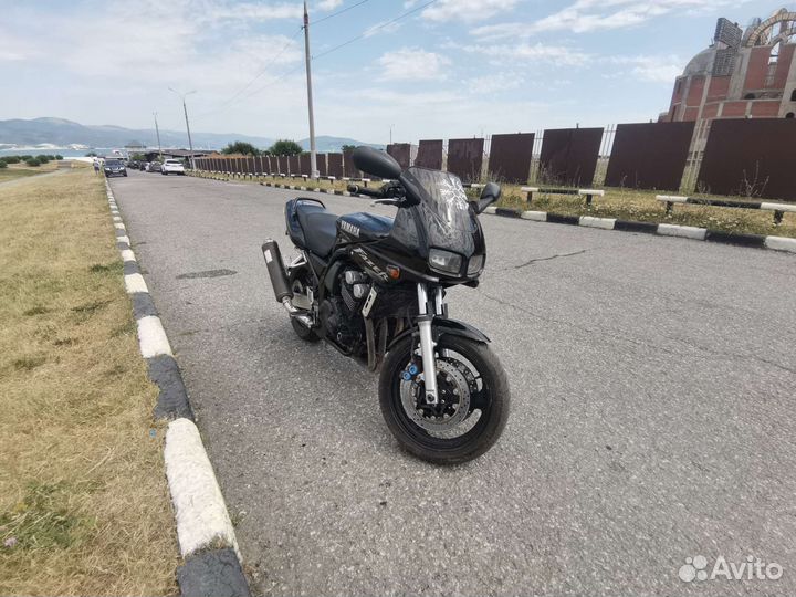 Yamaha Fazer 600