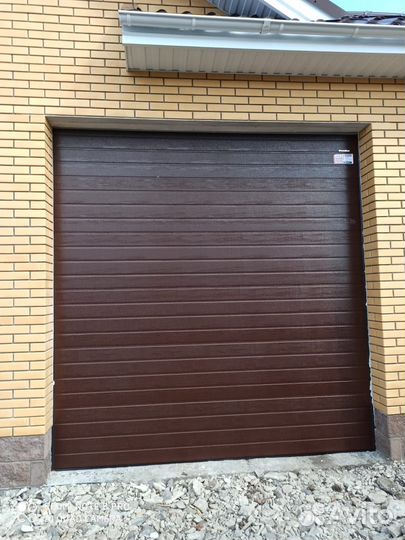 Ворота гаражные (секционные, рулонные)