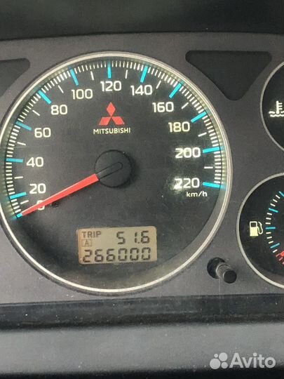 Приборная панель на mitsubishi lancer 9