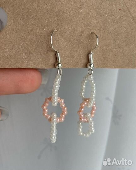 Серьги из бисера ручной работы