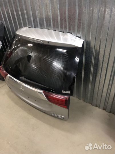 Крышка багажника Mitsubishi outlander 3