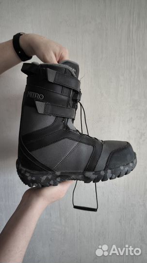 Детский сноуборд nitro с креплениями и ботинками