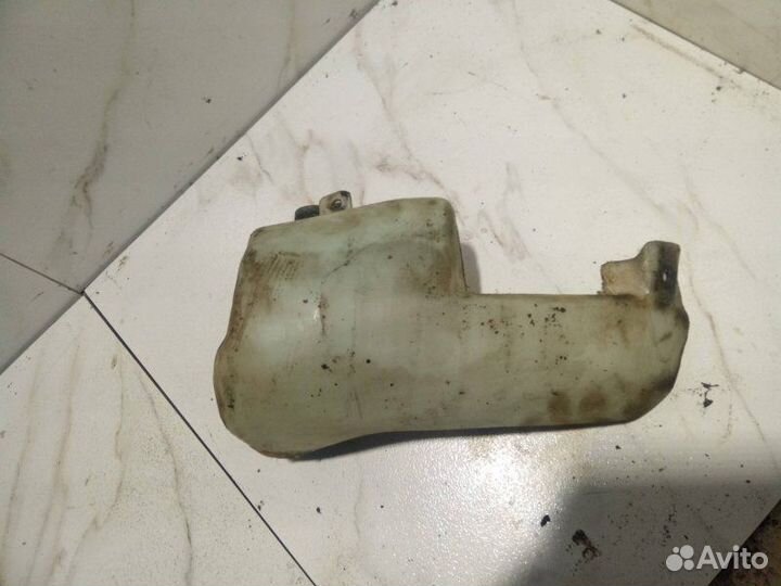 Бачок омывателя Audi 80 89/B3 PM 1990