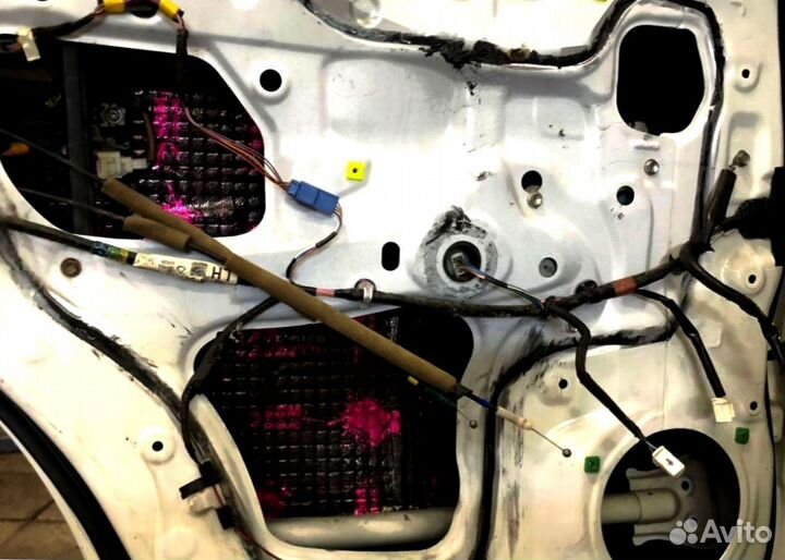 Шумоизоляция дверей эконом (седан)