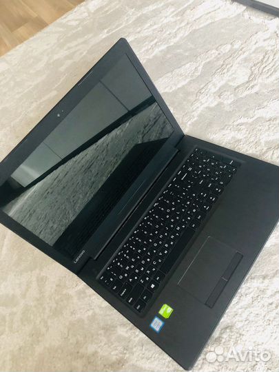 Ноутбук Lenovo