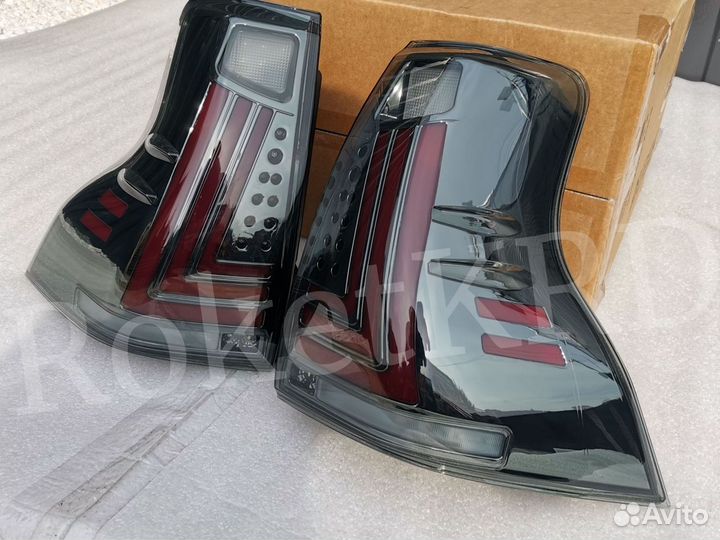 Задние фонари Toyota Land Cruiser Prado 150 Дым.кр