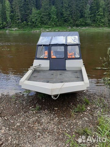 Водометная лодка с мотором, плюс прицеп