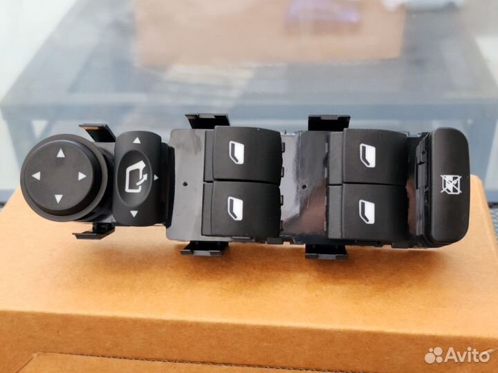 Блок кнопок стеклоподъемников Peugeot Citroen