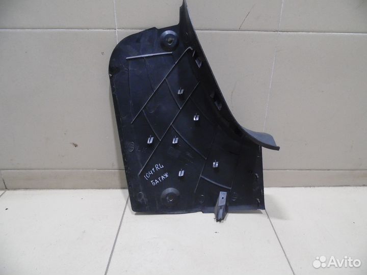 Обшивка багажника Focus II 2005-2008