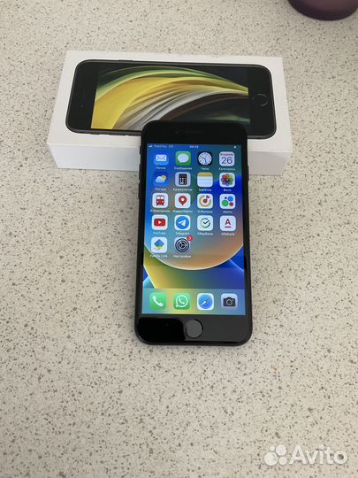 iPhone SE 2020 64 гб