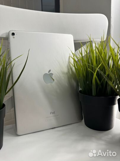 Apрlе iРad Prо 9.7 32 гб Wi-fi+Cell серый