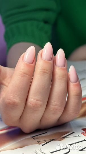 Модель на маникюр Авиамоторная