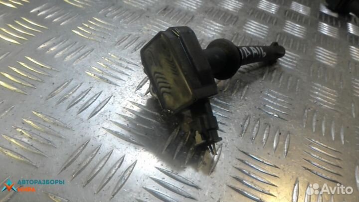 Катушка зажигания Land Rover Range Rover LR010687