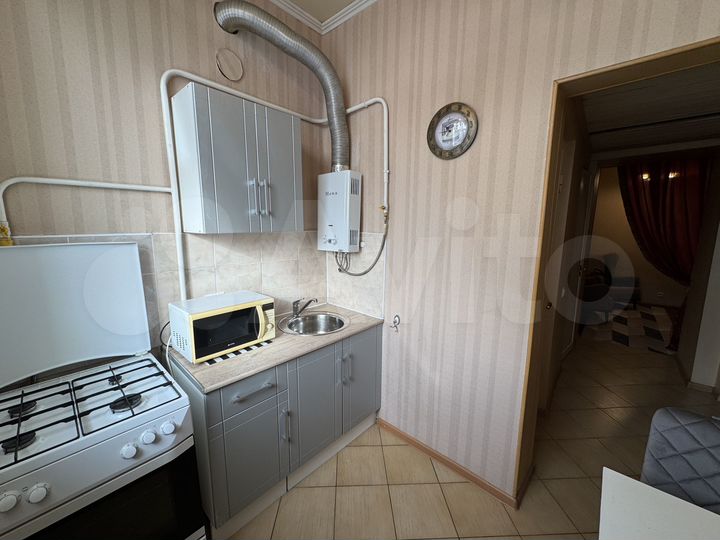 2-к. квартира, 50 м², 4/4 эт.