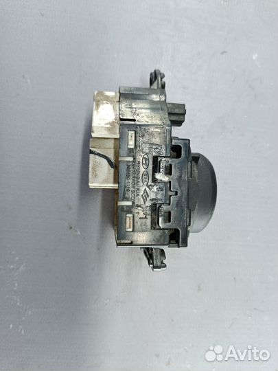 Блок управления зеркала Hyundai Solaris