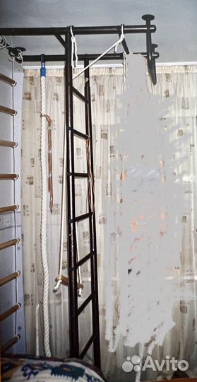 Детская спортивная стенка