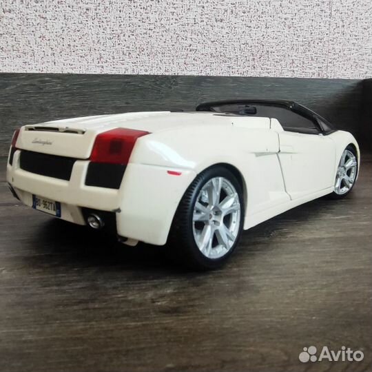 Lamborghini gallardo spyder 1:18