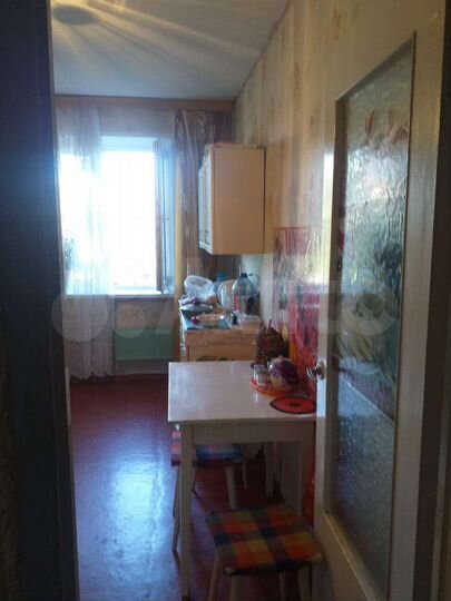 Комната 11 м² в 3-к., 2/10 эт.