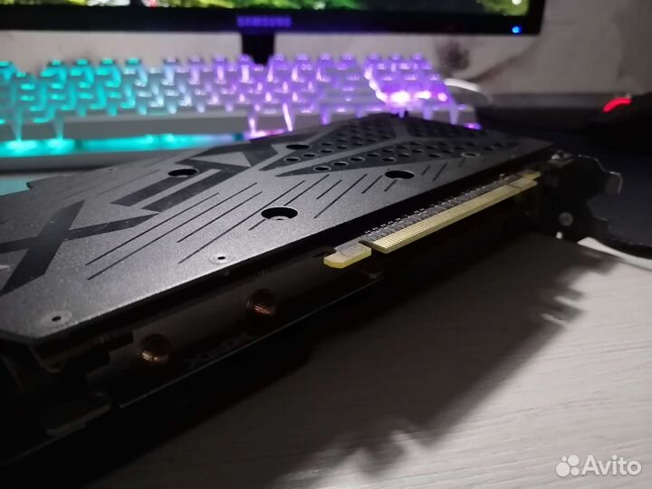 Продам видеокарту AMD RX 470 4GB