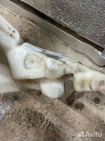 Бачок омывателя Ford Focus 1 Usa