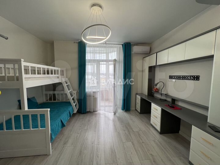 3-к. квартира, 75 м², 4/18 эт.