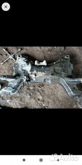 Подрамник перед Пежо 308