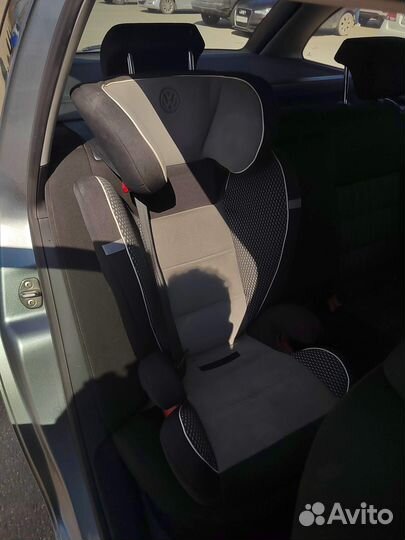 Детское автокресло Volkswagen 15-36кг Isofix