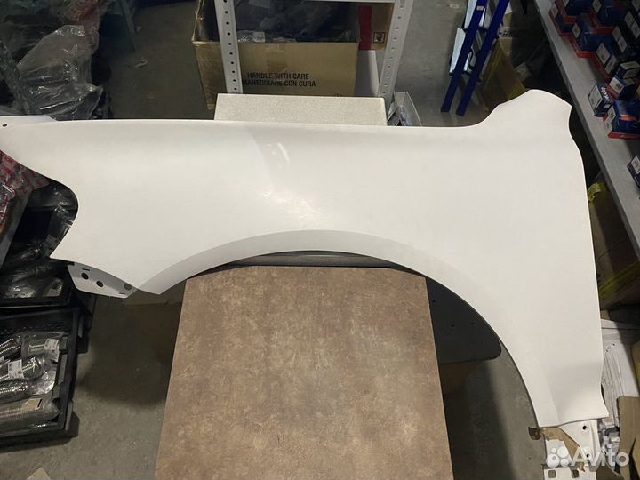 Крыло переднее левое volkswagen touareg 02-06