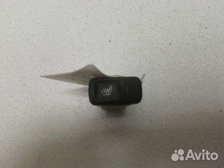 Кнопка обогрева сидений 30862856