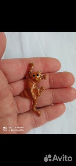 Брошь Новая