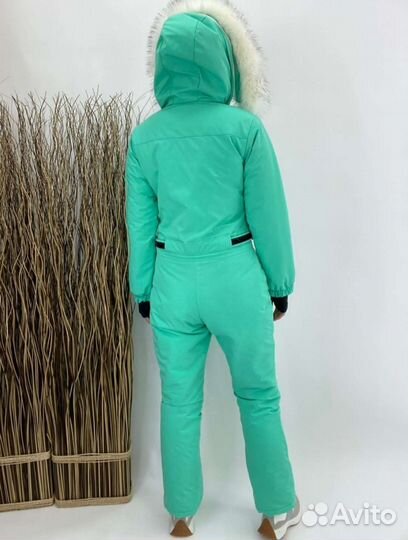 Комбинезон женский