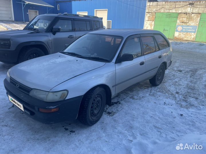 Toyota Corolla 1.6 AT, 2001, 210 000 км