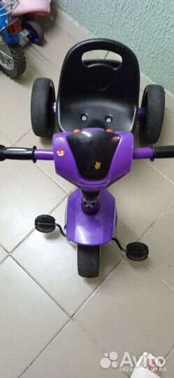 Детский мотоцикл трёхколёсный