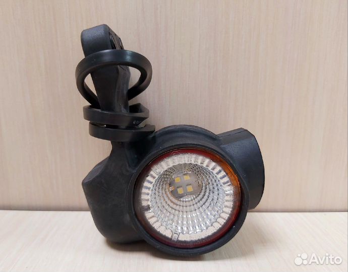 Фонарь контурный на прицеп FT-140 W L (левый) фон