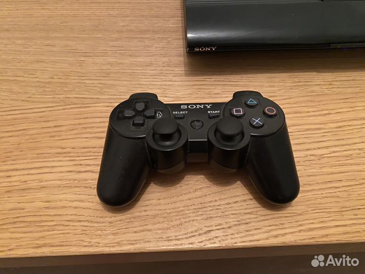 Sony playstation 3(2 джойстика+4 игры+провод hdmi)