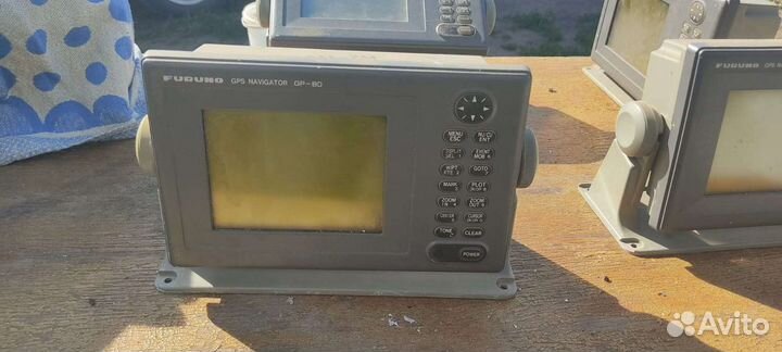 Furuno gps navigator gp-80