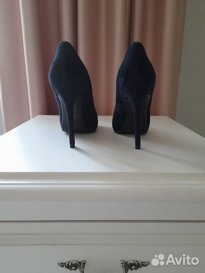 Massimo Renne (Италия), 37р, тёмно-синяя замша