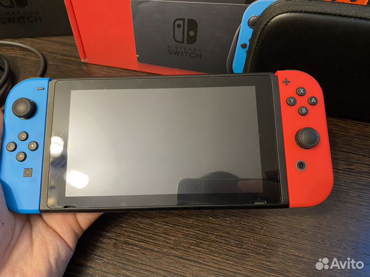 Nintendo Switch Rev2 прошитая (hwfly) + игры