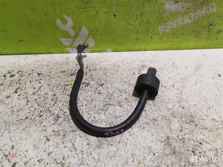 Трубка топливная Мерседес Бенз 210 Е-класс