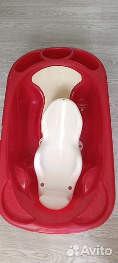 Детская ванночка для купания с подставкой