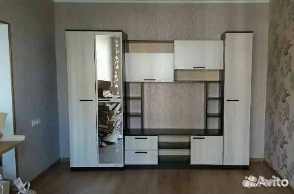 Стенка в гостиную 2,7 метра