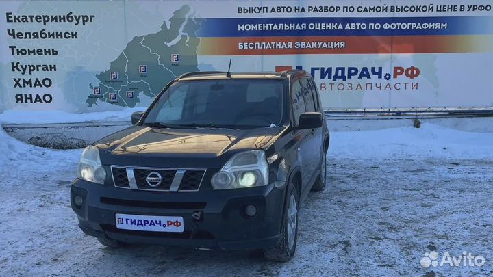 Кронштейн генератора Nissan X-Trail (T31) 11710-JG