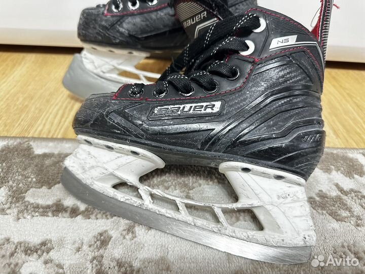 Хоккейные коньки бауэр