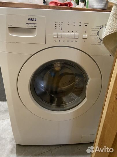 Стиральная машина на запчасти zanussi